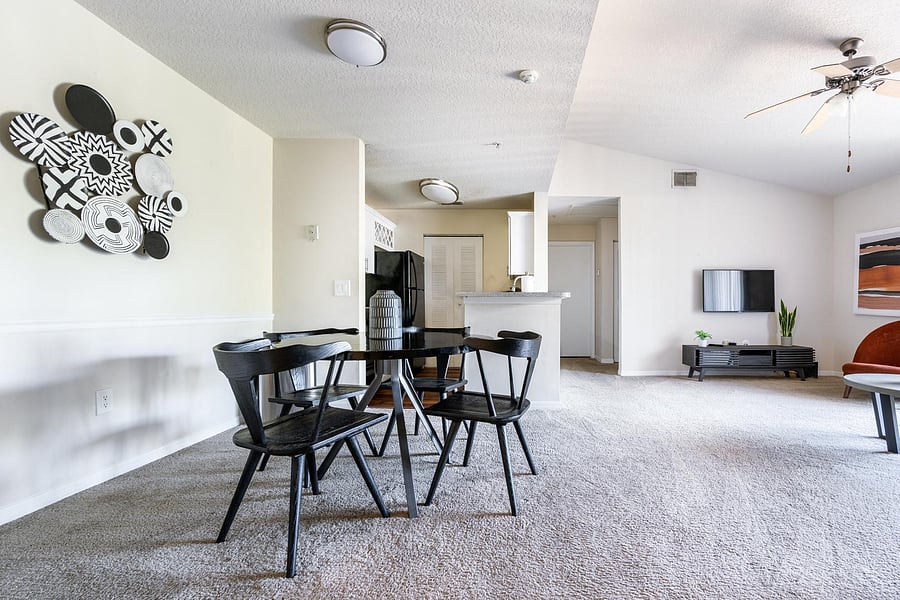 Furnished Finder property 816587_13 photo 8