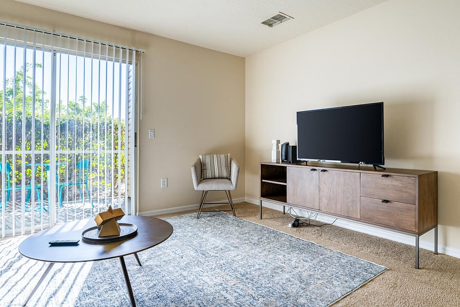 Furnished Finder property 816587_7 photo 6