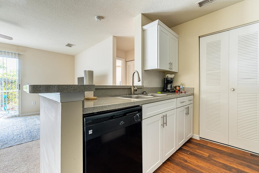 Furnished Finder property 816587_7 photo 11