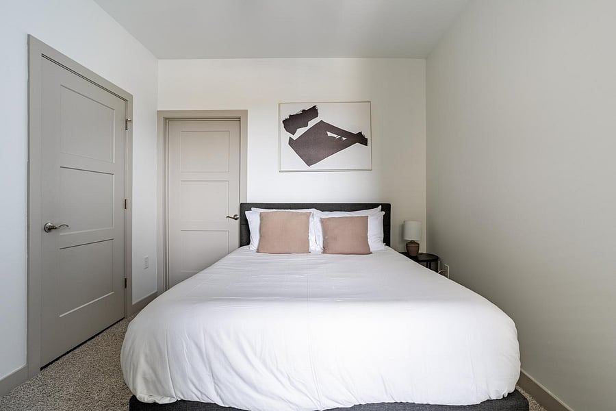 Furnished Finder property 816593_13 photo 13