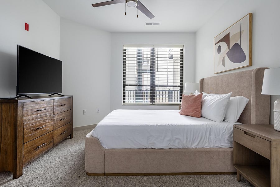Furnished Finder property 816593_13 photo 18