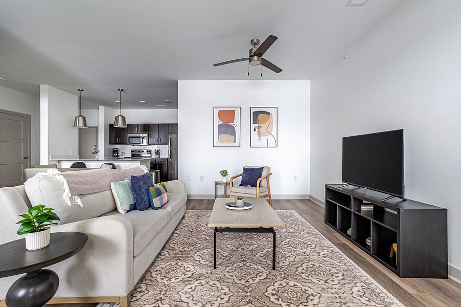 Furnished Finder property 816593_9 photo 3