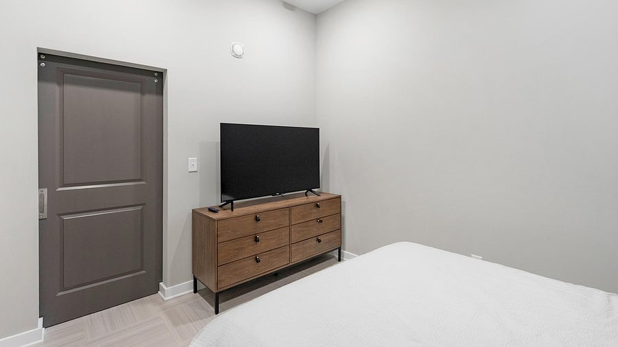 Furnished Finder property 816594_27 photo 16