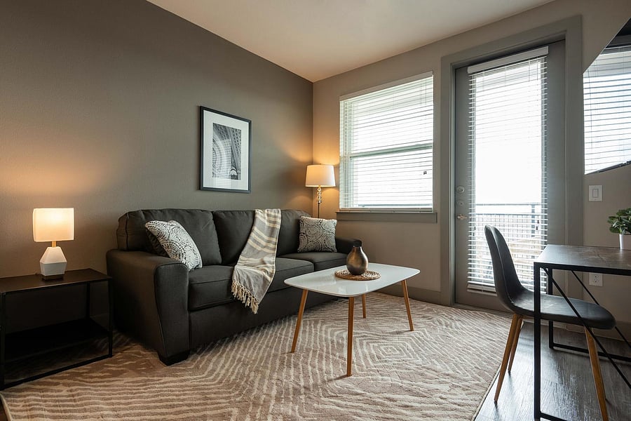 Furnished Finder property 816596_10 photo 4