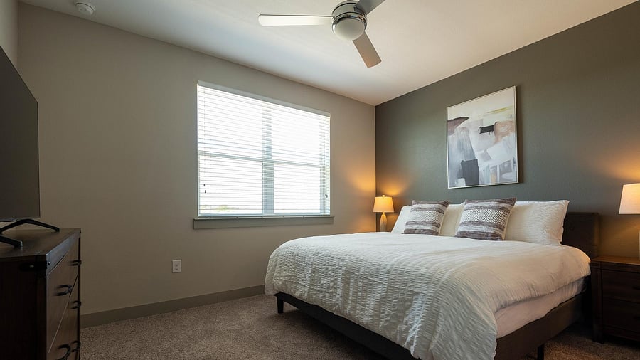 Furnished Finder property 816596_11 photo 9
