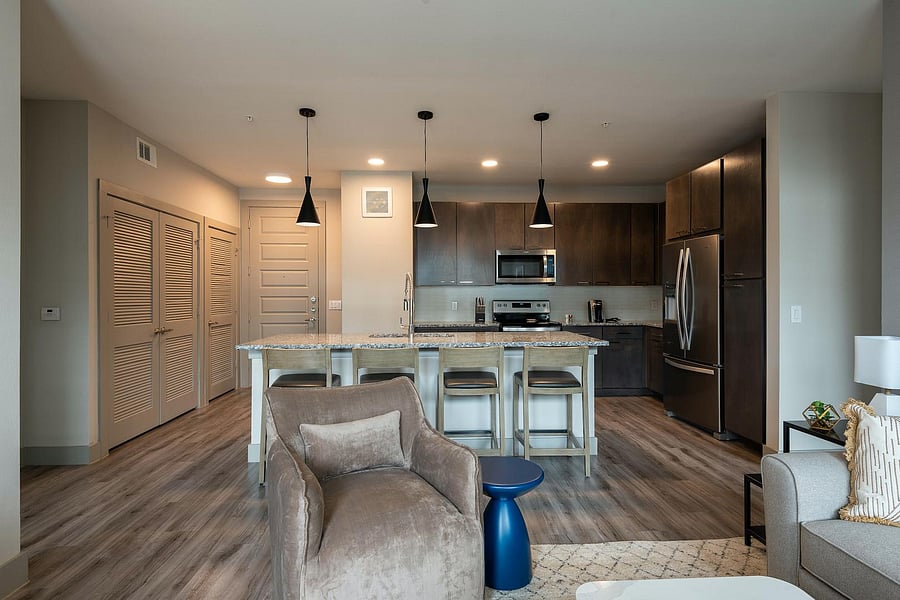 Furnished Finder property 816596_8 photo 6