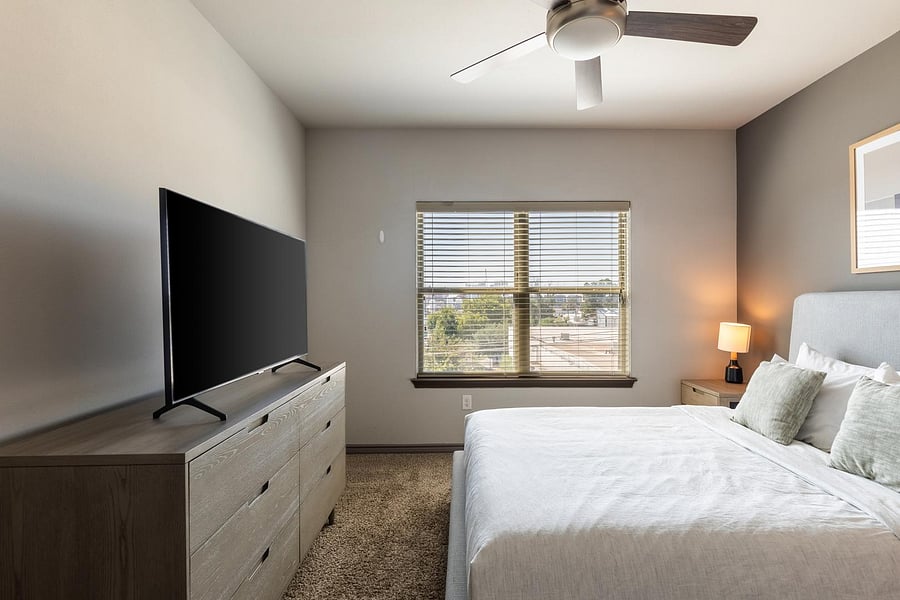 Furnished Finder property 816597_10 photo 13