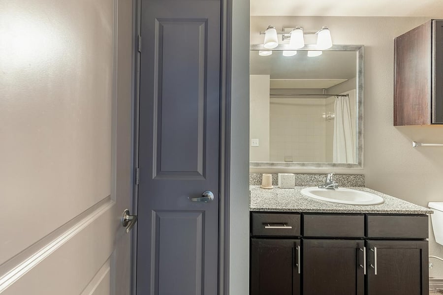 Furnished Finder property 816597_10 photo 17