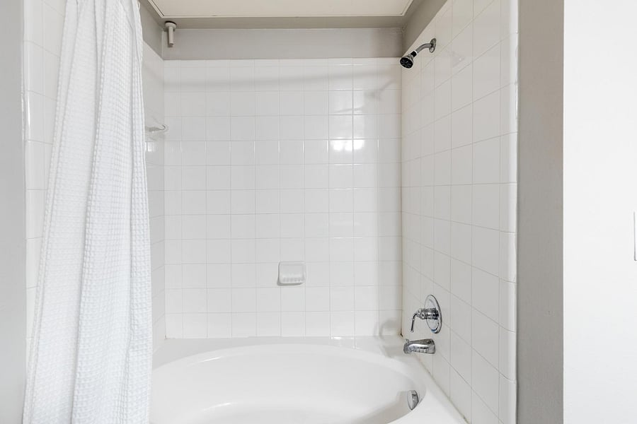 Furnished Finder property 816597_10 photo 18