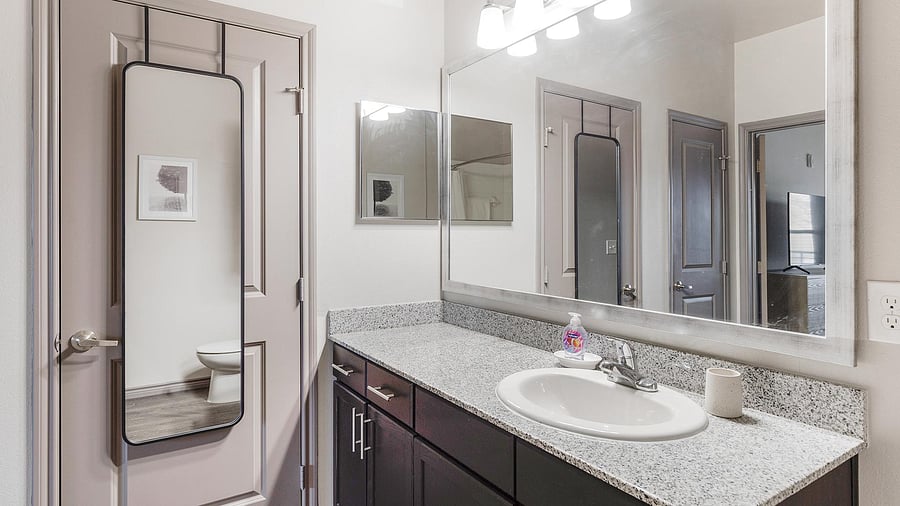 Furnished Finder property 816597_11 photo 15