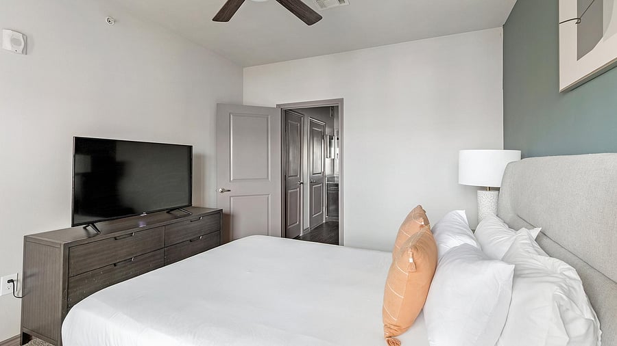 Furnished Finder property 816597_14 photo 9