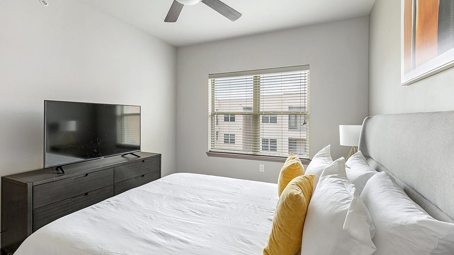Furnished Finder property 816597_14 photo 12