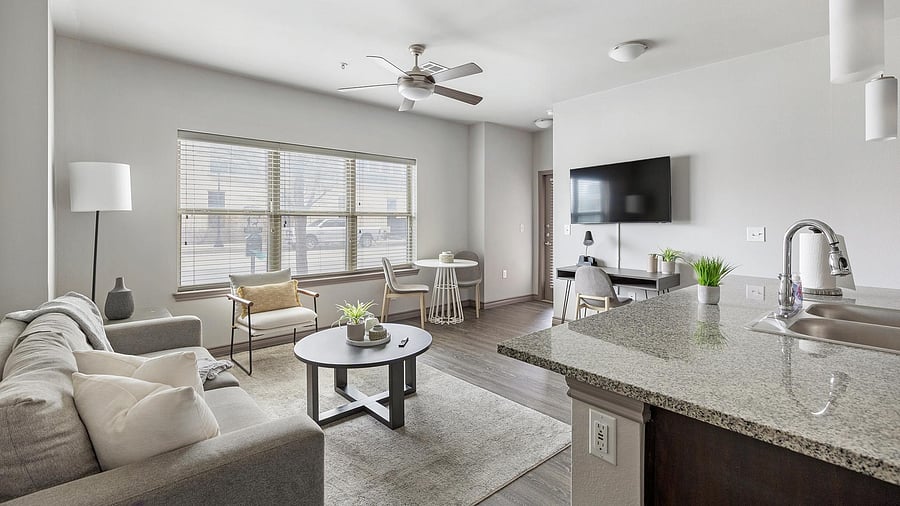 Furnished Finder property 816597_15 photo 3