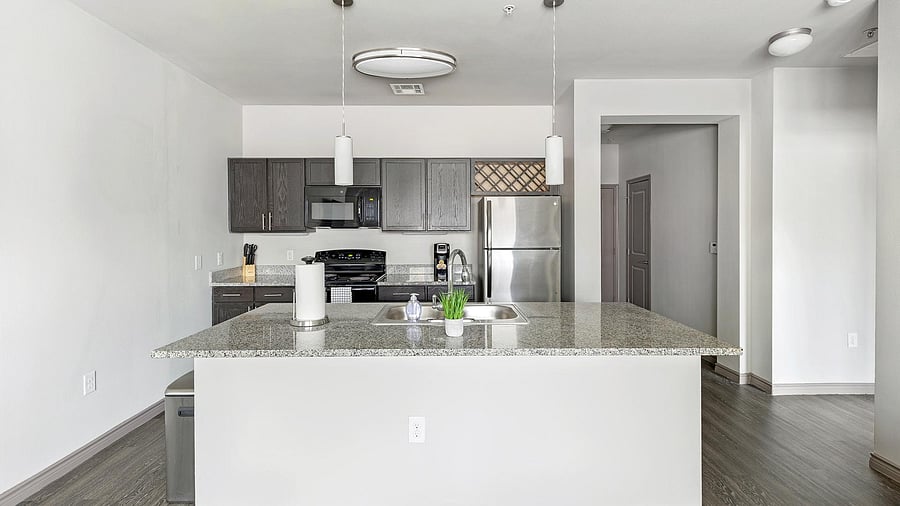 Furnished Finder property 816597_15 photo 5
