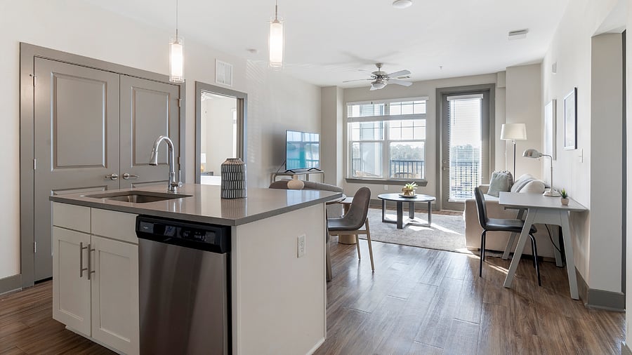 Furnished Finder property 816600_4 photo 15