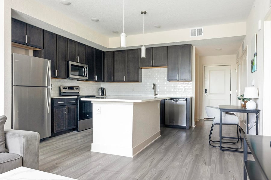 Furnished Finder property 816602_18 photo 9