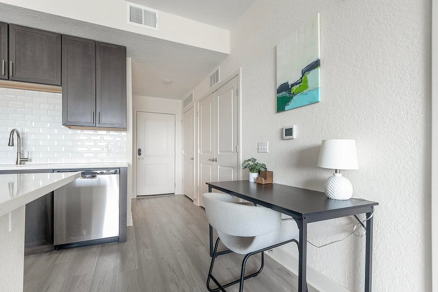 Furnished Finder property 816602_18 photo 7