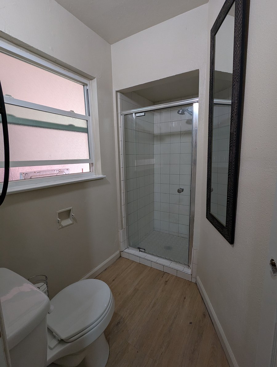 Furnished Finder property 816630_3 photo 10