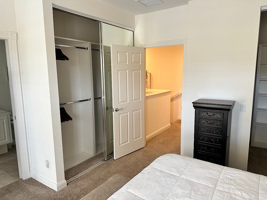 Furnished Finder property 816704_1 photo 21