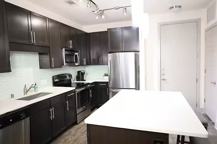 Furnished Finder property 816786_1 photo 8