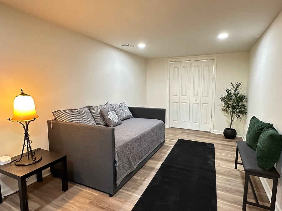 Furnished Finder property 816817_3 photo 43