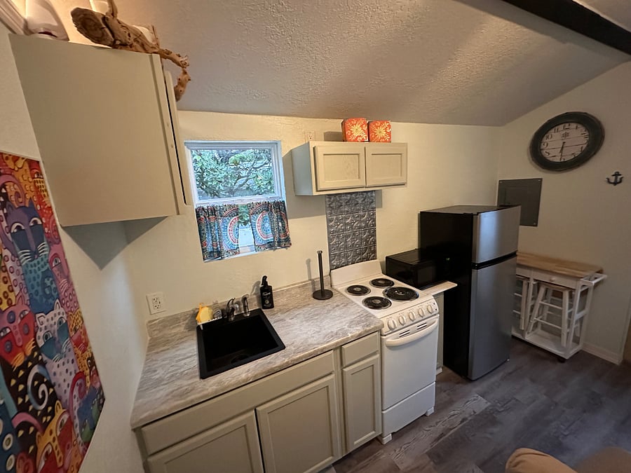 Furnished Finder property 816836_1 photo 6