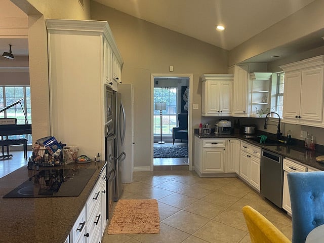Furnished Finder property 816951_1 photo 3