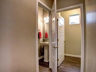 Furnished Finder property 816972_1 photo 12