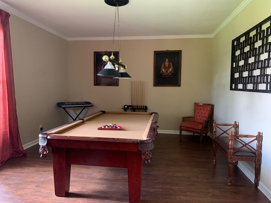 Bonus room over looking golf course with pool table
