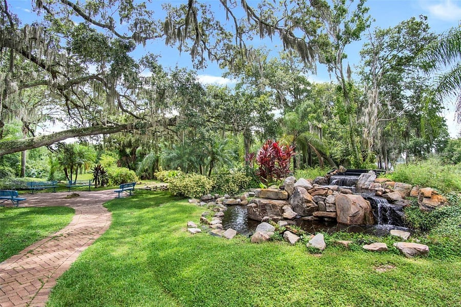 Furnished Finder property 817068_1 photo 17