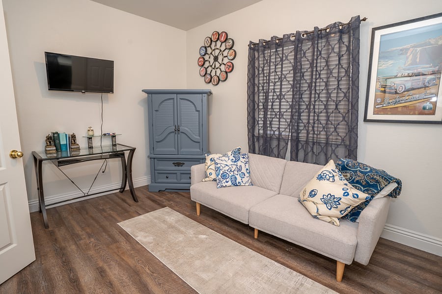 Furnished Finder property 817098_1 photo 18
