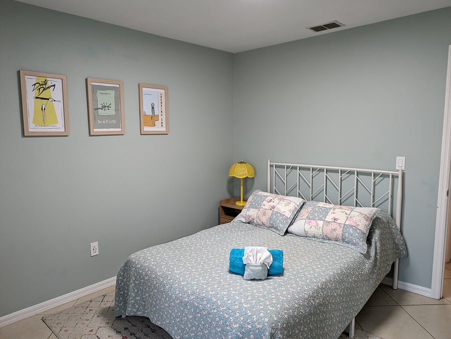 guest bedroom
