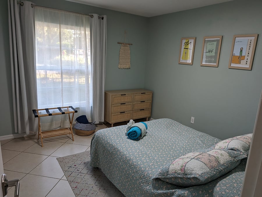 guest bedroom