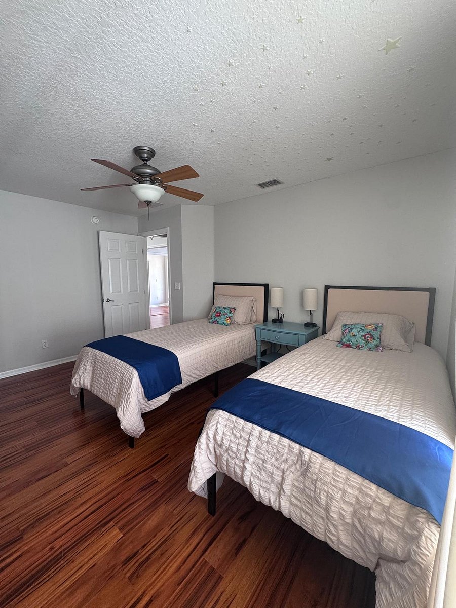 Furnished Finder property 817126_1 photo 18