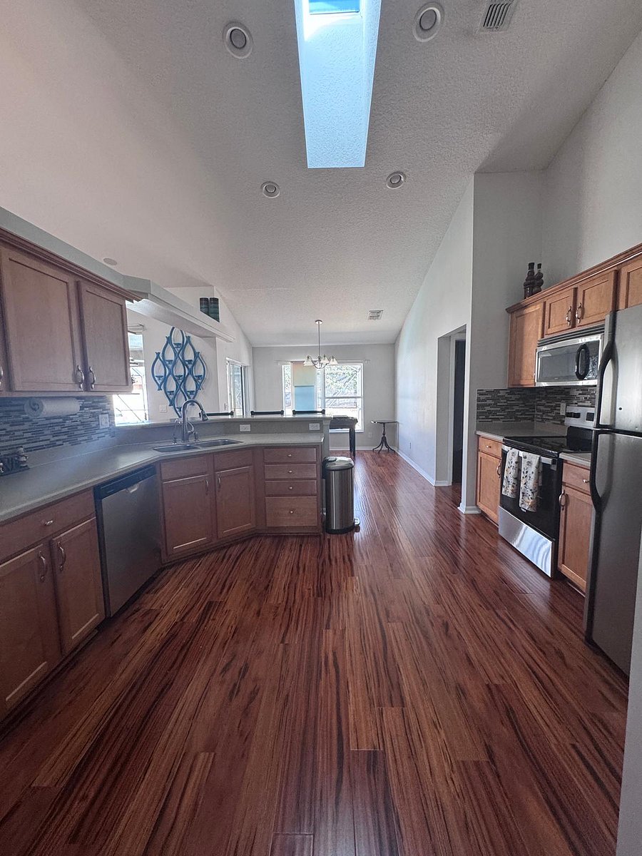 Furnished Finder property 817126_1 photo 8