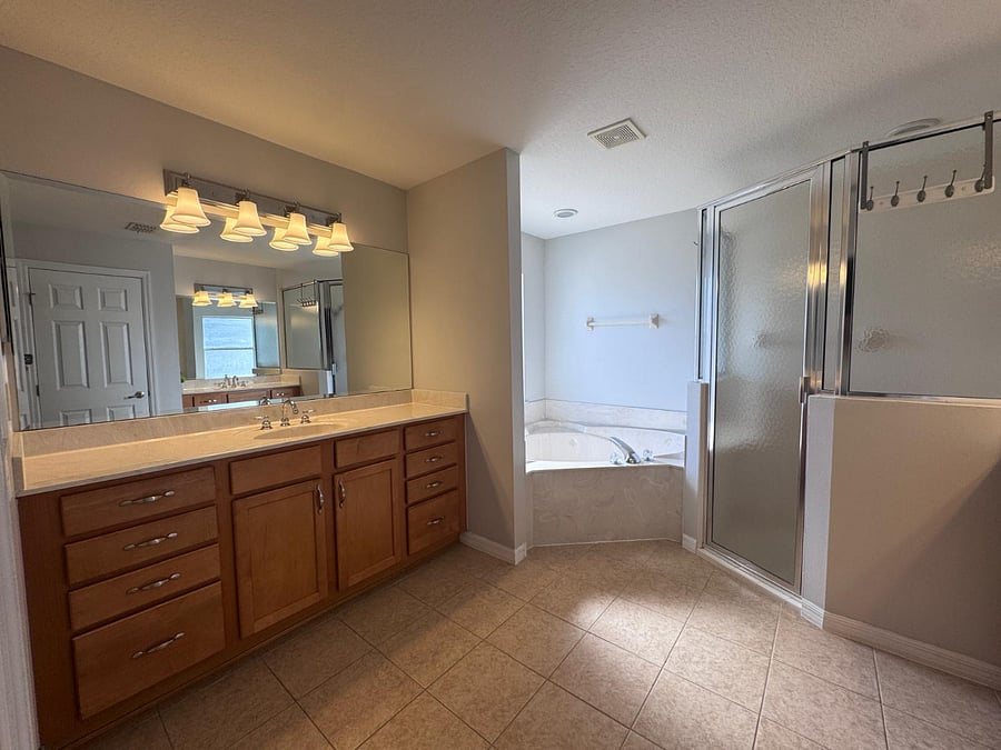 Furnished Finder property 817126_1 photo 15