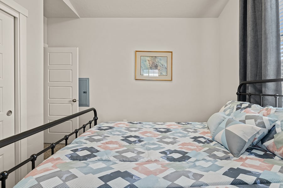 Furnished Finder property 817139_1 photo 30