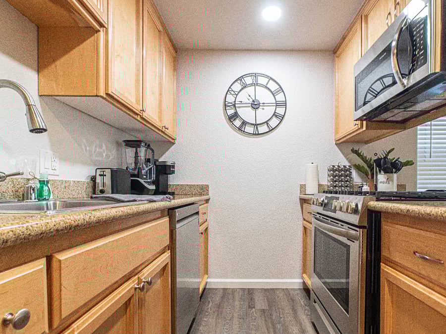 Furnished Finder property 817157_1 photo 8
