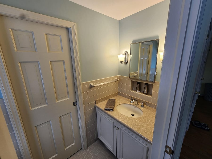 Guest Room, Bathroom View 2