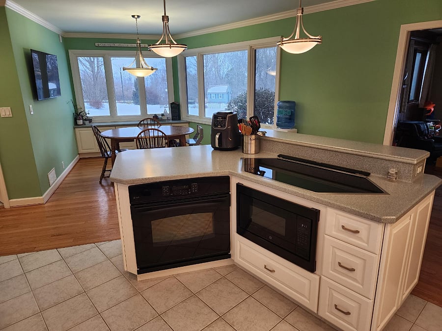 Kitchen Area
COMMON AREA
