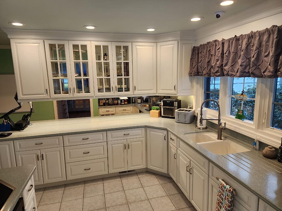 Kitchen Area
COMMON AREA
