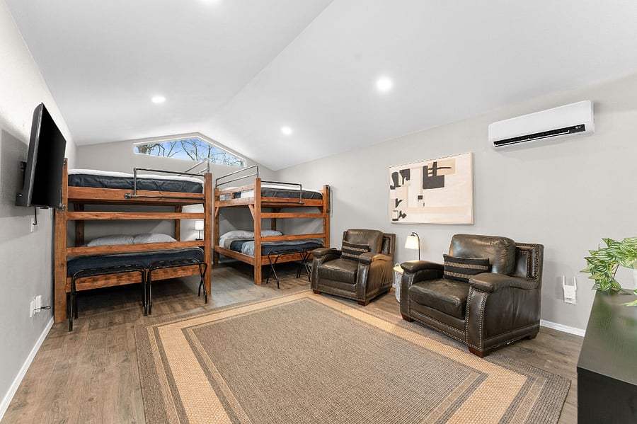 Furnished Finder property 817179_1 photo 21