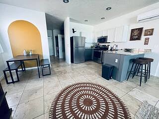 Furnished Finder property 817210_1 photo 2