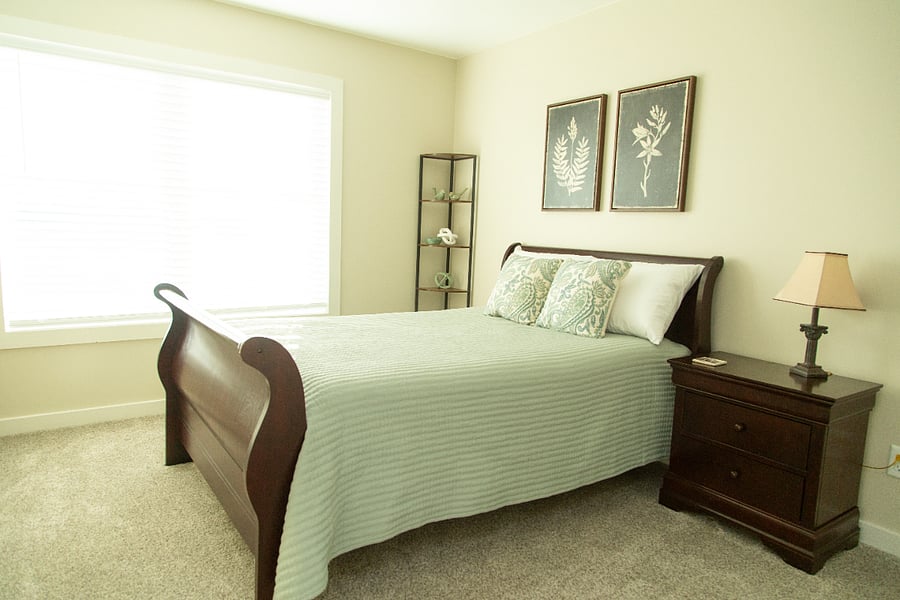 Bedroom 2/ Full Bed