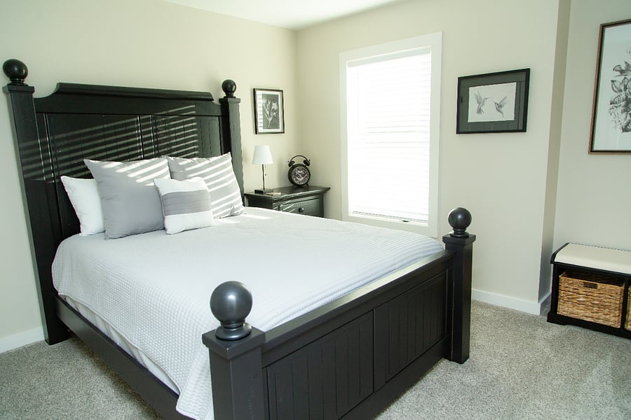 Bedroom 3/ Queen