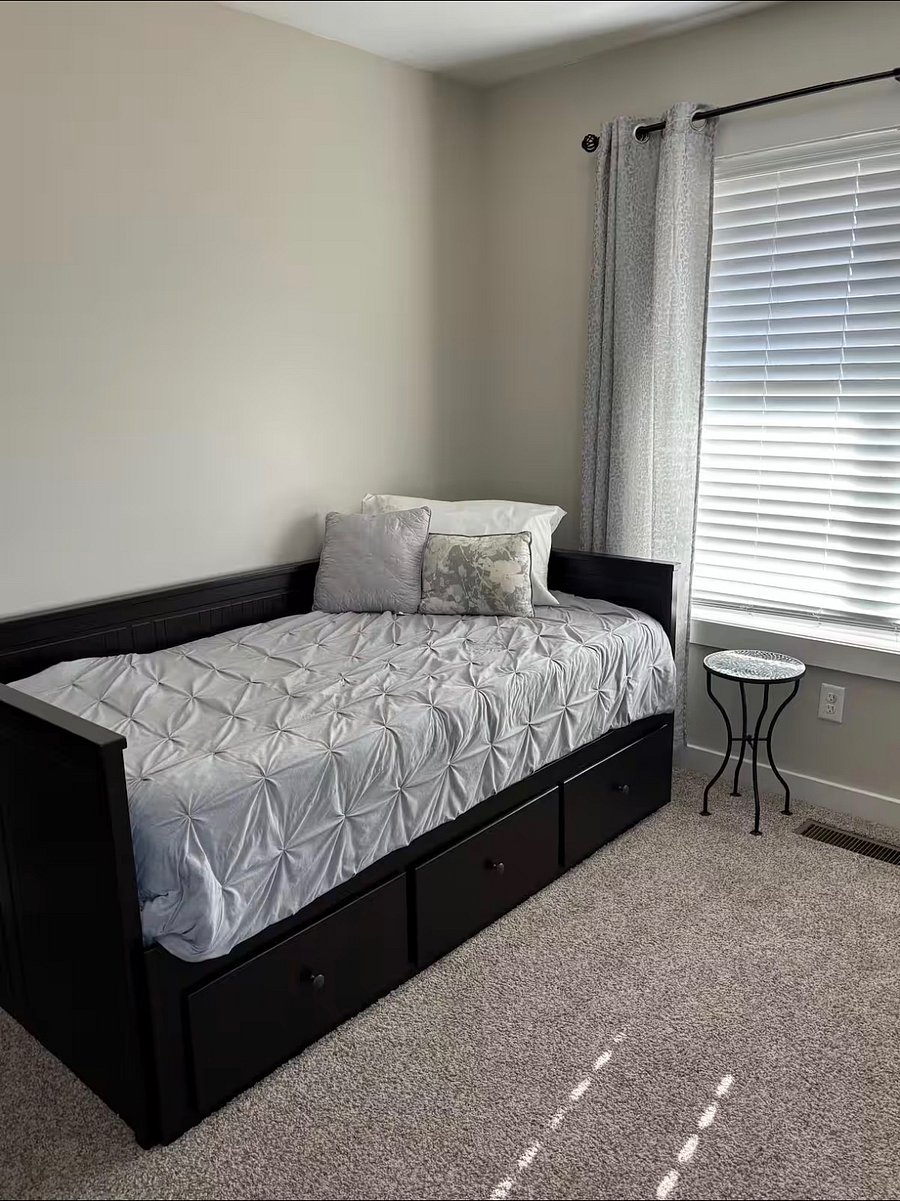 Furnished Finder property 817275_1 photo 25