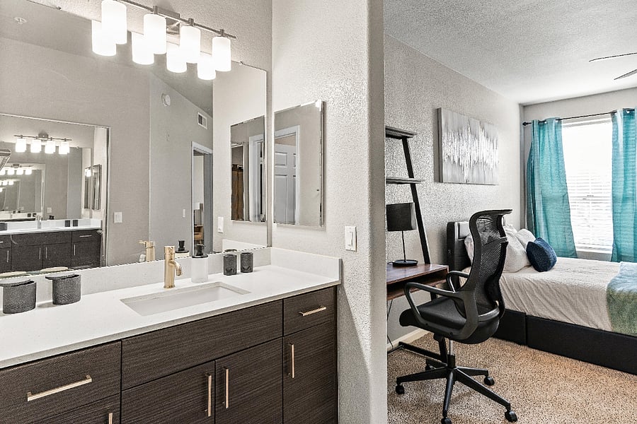 Furnished Finder property 817296_1 photo 7