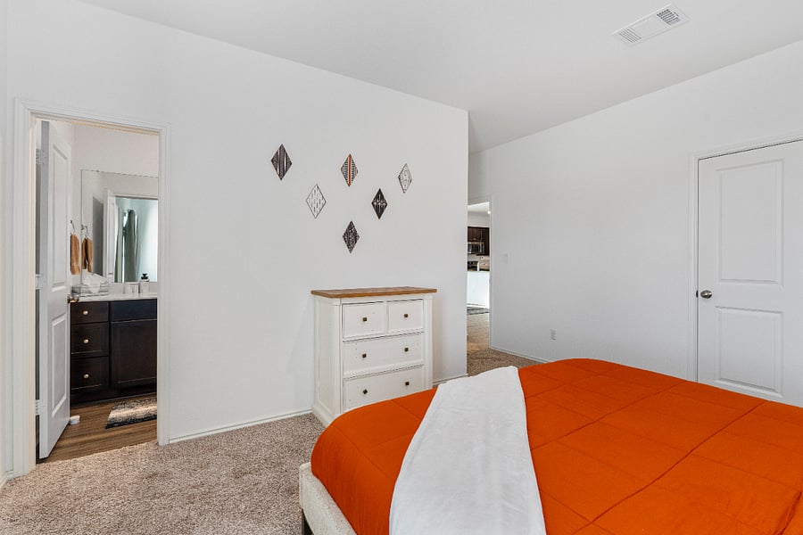 Furnished Finder property 817375_1 photo 24