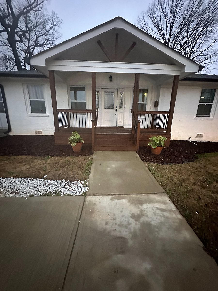 Furnished Finder property 817436_1 photo 1