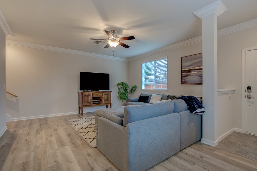 Furnished Finder property 817469_1 photo 2
